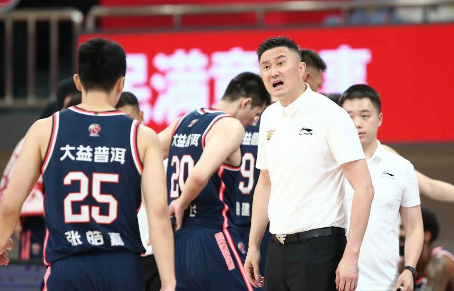 LOL电竞平台 -关于转折点！广东宏远手感冰凉，CBA常规赛冲刺阶段攻防权衡，信心回归，赛程密集仍需轮换的信息