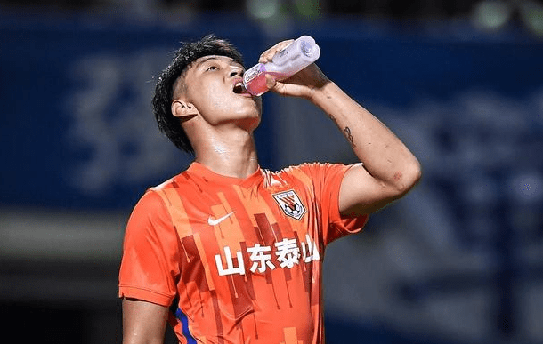 LOL联盟竞猜 -国际比赛日达拉斯独行侠备战足总杯；防线松动细节曝光；目标明确；赛季目标并未改变的简单介绍